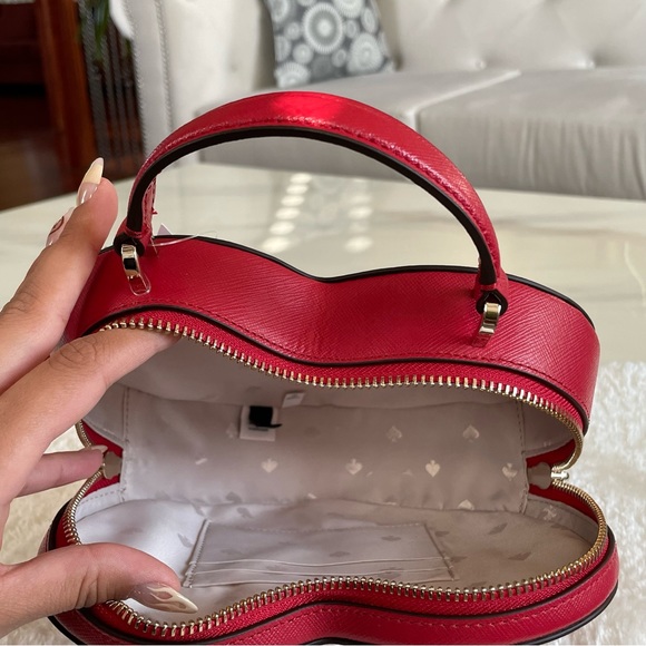 ‼️SOLD‼️ Kate Spade Love Shack Bag in Candied Cherry ❤️ - Picture 5 of 11